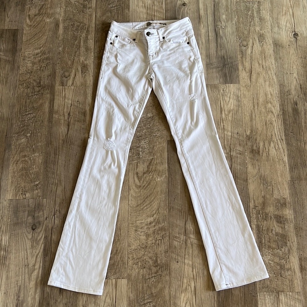 Level 99 Slim Boot White Jeans.